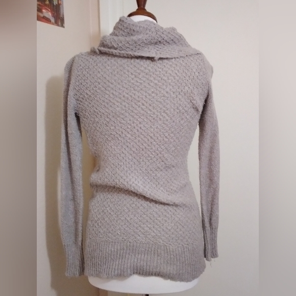 SALE $ American Eagle Outfitters Cowlneck Sweater XS - Picture 5 of 8
